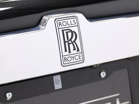 Used 2013 Rolls-Royce Ghost RWD image 89