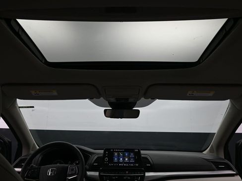 Used 2026 Honda Odyssey EX-L image 18