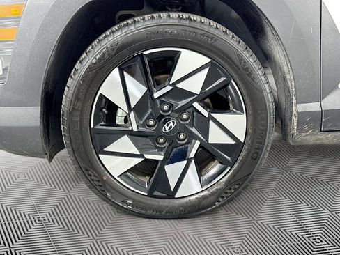 Used 2025 Hyundai Kona SEL image 32
