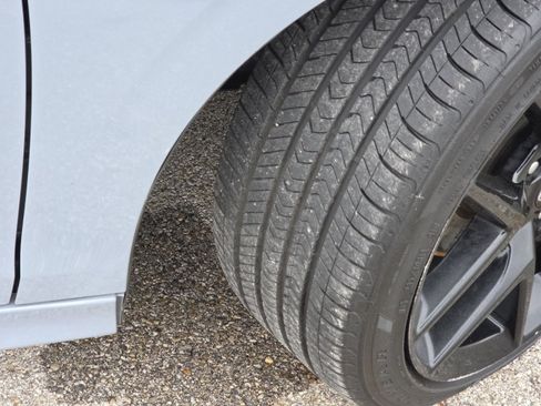 Used 2024 Honda Civic Sport image 11