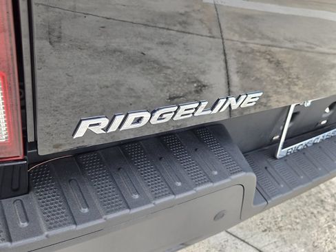 Certified 2023 Honda Ridgeline Black Edition image 13