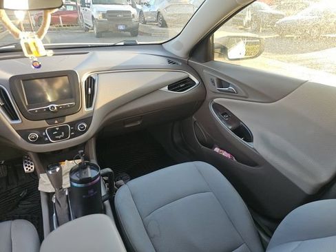 Used 2016 Chevrolet Malibu LS FWD image 12