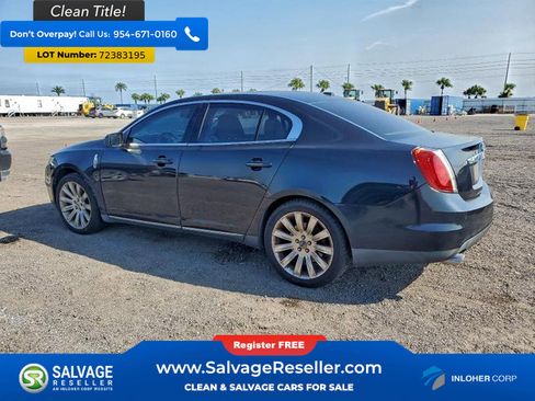 Used 2010 Lincoln MKS image 3