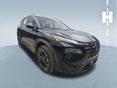 Used 2026 Nissan Rogue Dark Armor AWD/4WD image 1