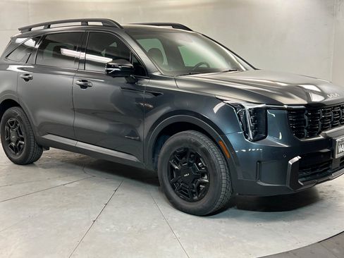 Used 2024 Kia Sorento SX Prestige w/ Olive Brown Leather Package image 8