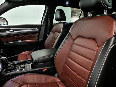 Used 2022 Volkswagen Atlas Cross Sport SEL Premium R-Line image 12