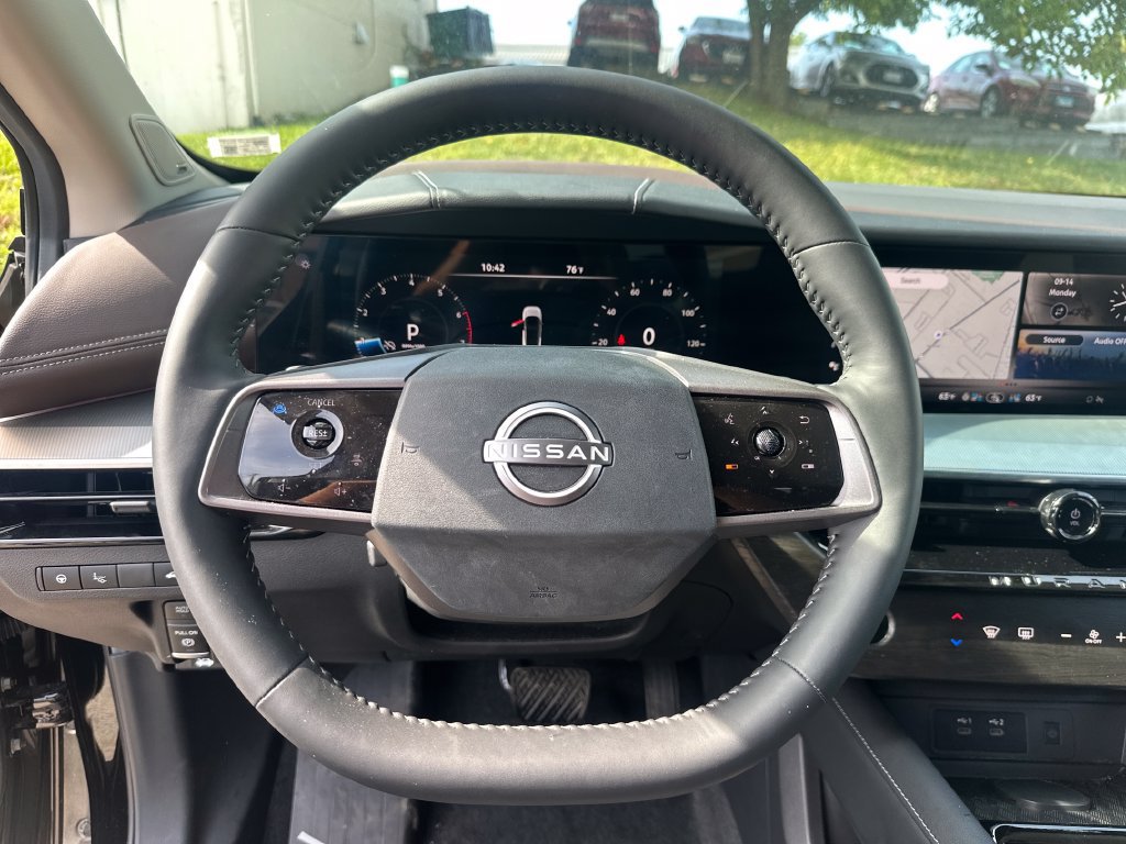 Certified 2026 Nissan Murano Platinum w/ Cargo Package AWD/4WD image 44