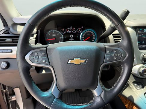 Used 2020 Chevrolet Tahoe Premier w/ 6.2L Performance Package RWD image 23