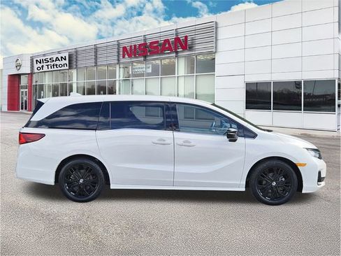 Used 2025 Honda Odyssey Sport-L image 3