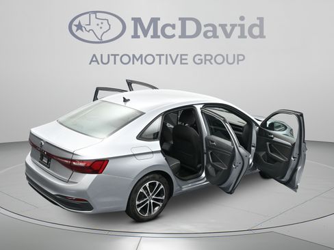 Used 2025 Volkswagen Jetta Sport FWD image 44