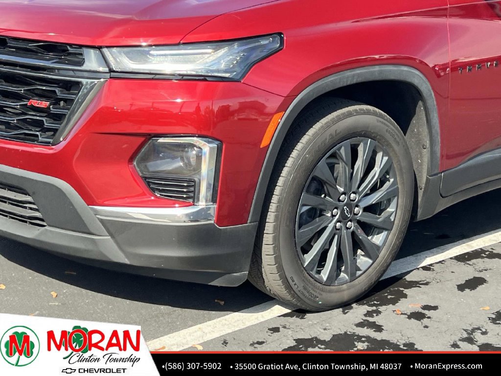 Certified 2023 Chevrolet Traverse RS w/ LPO, Floor Liner Package AWD/4WD image 9