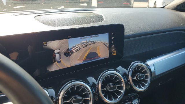 Used 2023 Mercedes-Benz GLB 250 4MATIC image 14