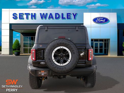New 2025 Ford Bronco Badlands image 5