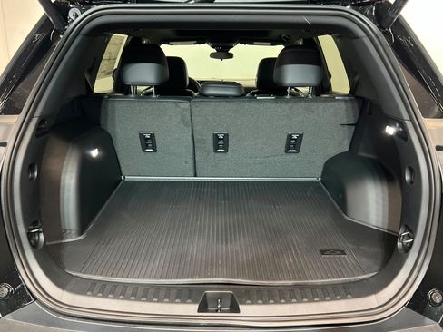 New 2027 Chevrolet Equinox RS w/ Convenience Package III AWD/4WD image 23