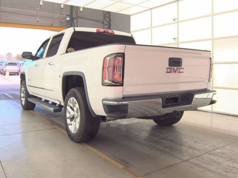Used 2018 GMC Sierra 1500 SLT w/ SLT Premium Package image 4