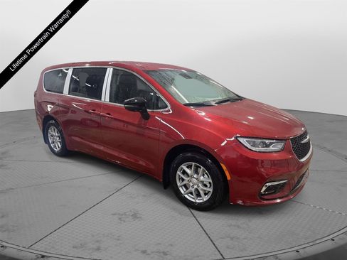 New 2026 Chrysler Pacifica Select FWD image 4