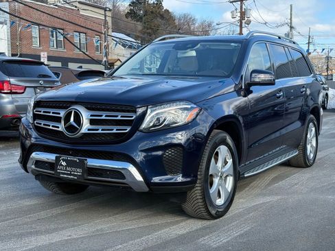 Used 2017 Mercedes-Benz GLS 450 4MATIC image 3