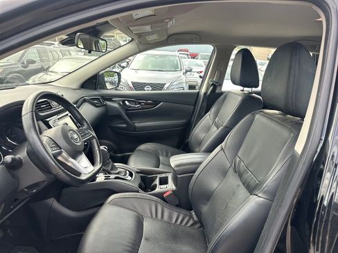 Used 2022 Nissan Rogue Sport SL AWD/4WD image 43