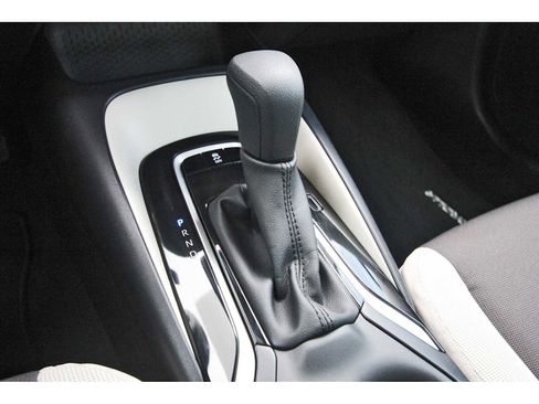 Used 2026 Toyota Corolla LE image 25