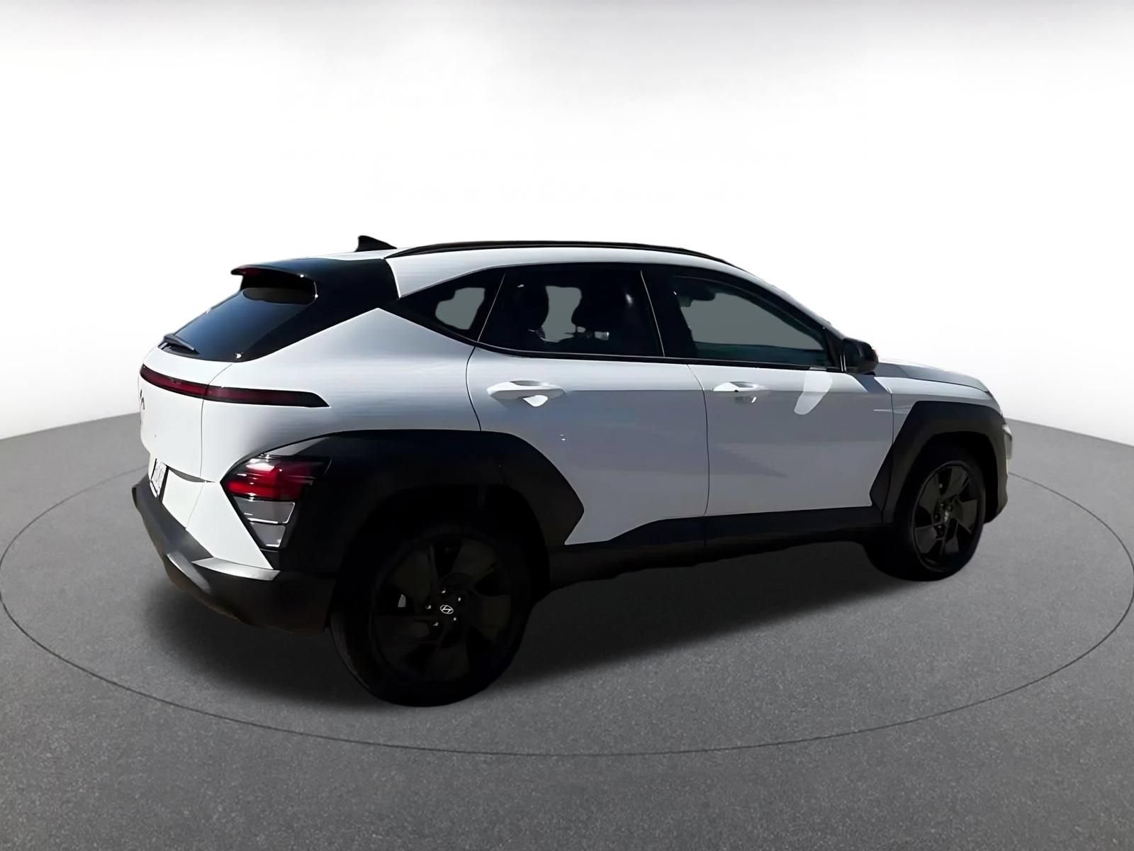 Used 2026 Hyundai Kona SEL Sport FWD image 13