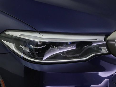 Used 2019 BMW M550i xDrive w/ Dynamic Handling Package AWD/4WD image 25
