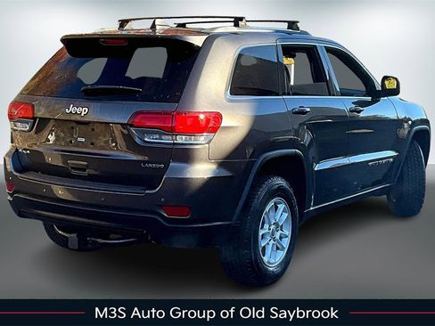 Used 2020 Jeep Grand Cherokee Laredo image 6