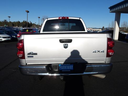 Used 2008 Dodge Ram 2500 Truck SLT w/ Popular Equipment Group image 4
