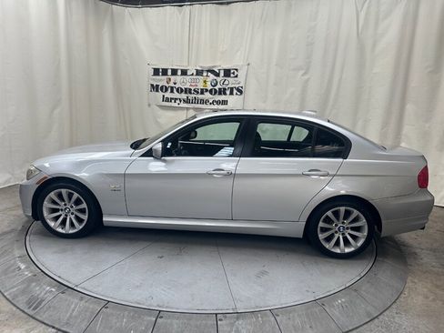 Used 2011 BMW 328i xDrive Sedan w/ Premium Pkg 2 AWD/4WD image 1