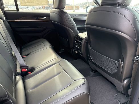 New 2025 Jeep Grand Cherokee Limited w/ Black Appearance Package AWD/4WD image 29