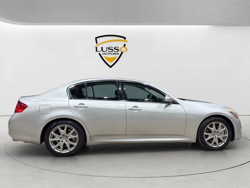 Used 2013 INFINITI G37 Journey w/ Premium Pkg image 5