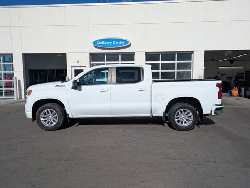 Used 2023 Chevrolet Silverado 1500 RST AWD/4WD image 10