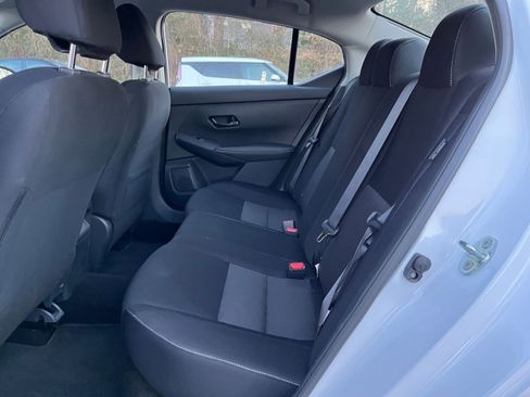 Used 2025 Nissan Sentra SV image 23