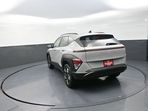 Used 2025 Hyundai Kona SEL AWD/4WD image 52