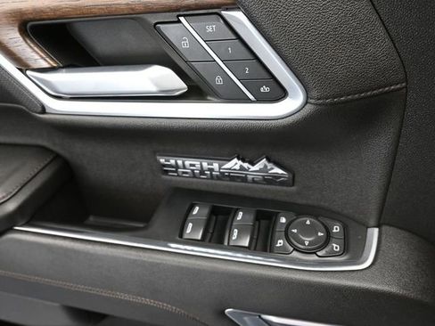 Used 2023 Chevrolet Silverado 1500 High Country w/ LPO, Dark Essentials Package AWD/4WD image 41
