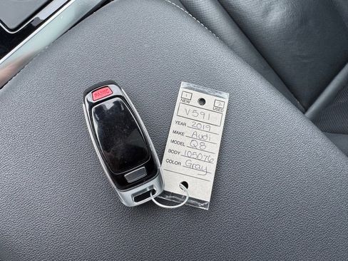 Used 2019 Audi Q8 Prestige image 39