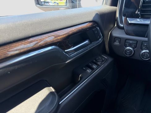 Used 2024 GMC Sierra 2500 SLE w/ SLE Value Package; AWD/4WD image 12