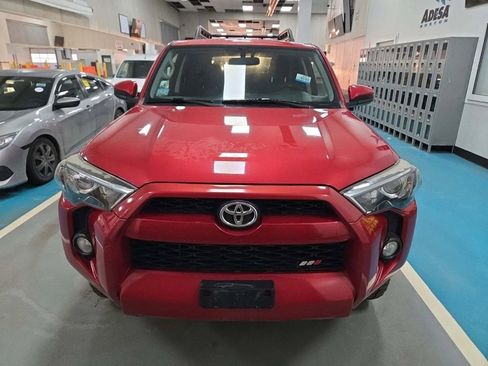 Used 2016 Toyota 4Runner SR5 image 6