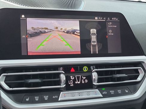 Used 2021 BMW 330i Sedan w/ Driving Assistance Package image 28