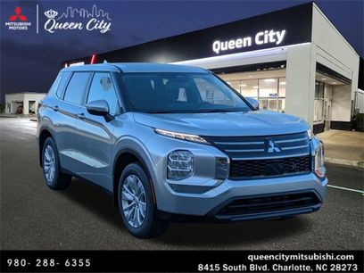 New 2025 Mitsubishi Outlander ES