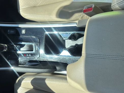 Used 2017 Honda Accord Touring image 12