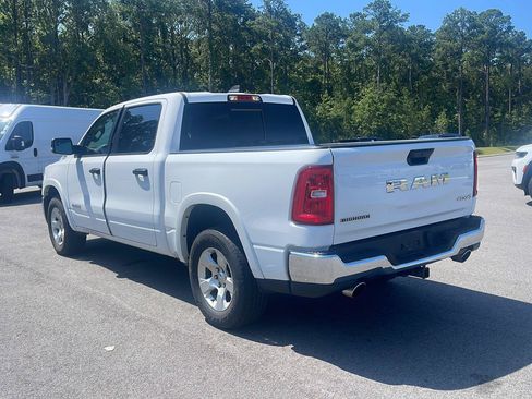 Used 2025 RAM 1500 Big Horn AWD/4WD image 5