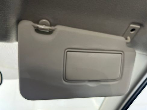 Used 2021 Nissan Kicks SV FWD image 75
