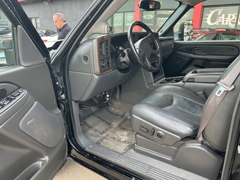 Used 2006 Chevrolet Silverado 3500 LT w/ Onstar Plus Package image 7