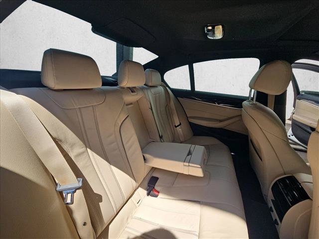 Used 2017 BMW 540i RWD image 16