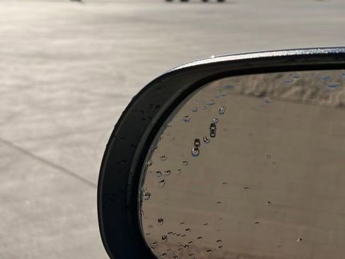 Used 2025 Kia Soul LX image 9