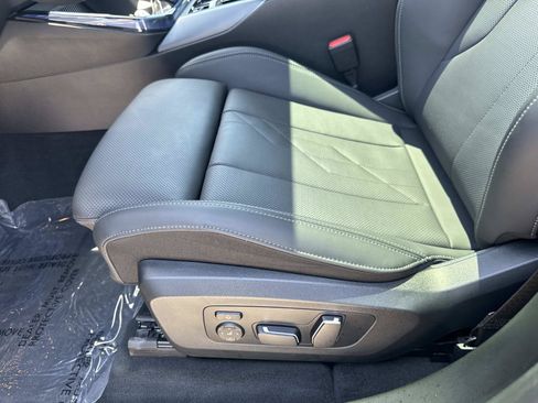 Used 2025 BMW X3 xDrive30i w/ Convenience Package AWD/4WD image 14