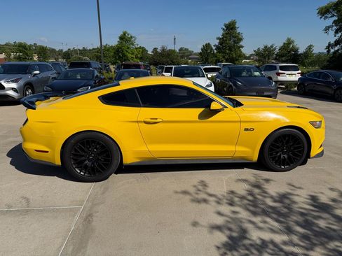 Used 2015 Ford Mustang GT Premium w/ GT Performance Package RWD image 4