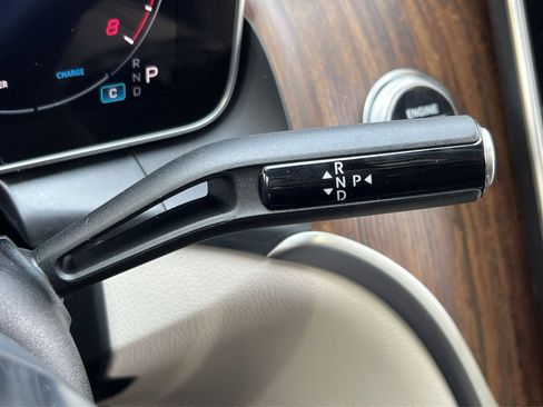 Certified 2025 Mercedes-Benz GLC 300 GLC 300 image 20