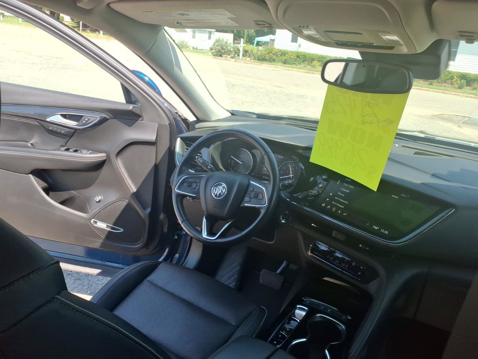 Used 2022 Buick Envision Essence w/ Technology Package I FWD image 9