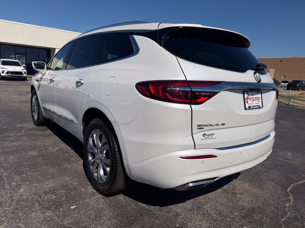 Used 2020 Buick Enclave Avenir w/ Avenir Technology Package AWD/4WD image 14
